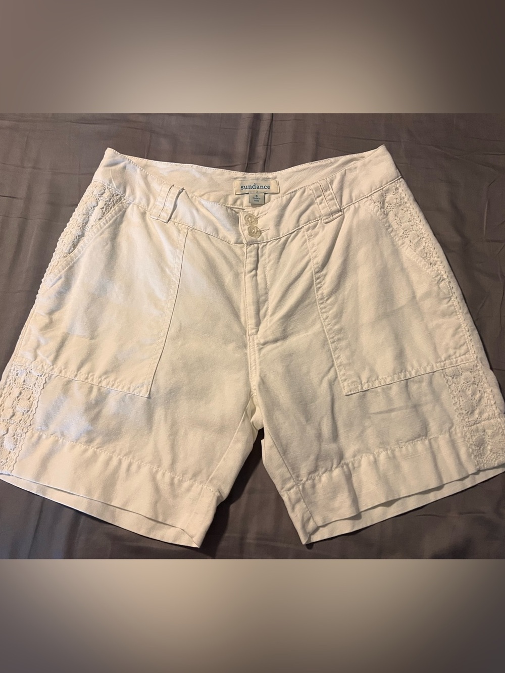 Sundance White Tailored Linen-Blend Bermuda Shorts